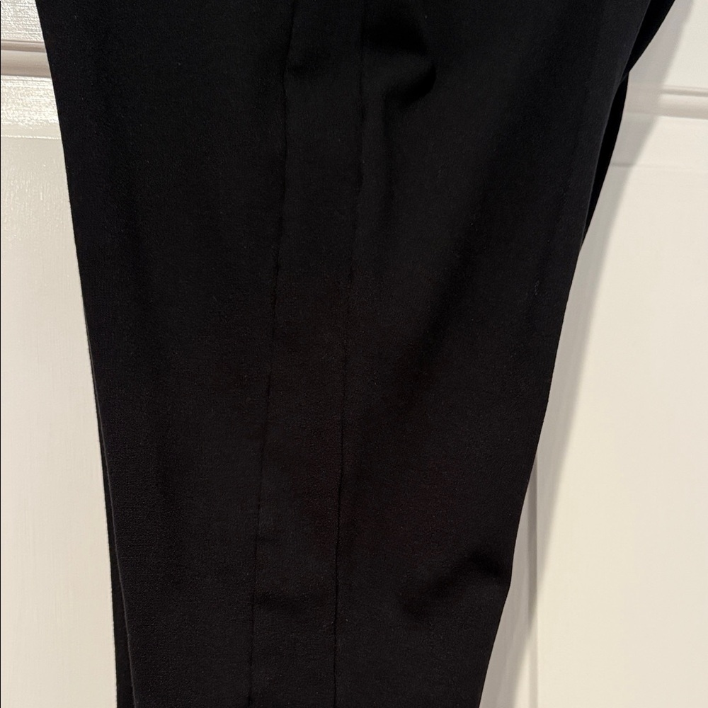 Ann Taylor LOFT Black Cropped Ponte Pants, Size LP - Picture 5 of 10
